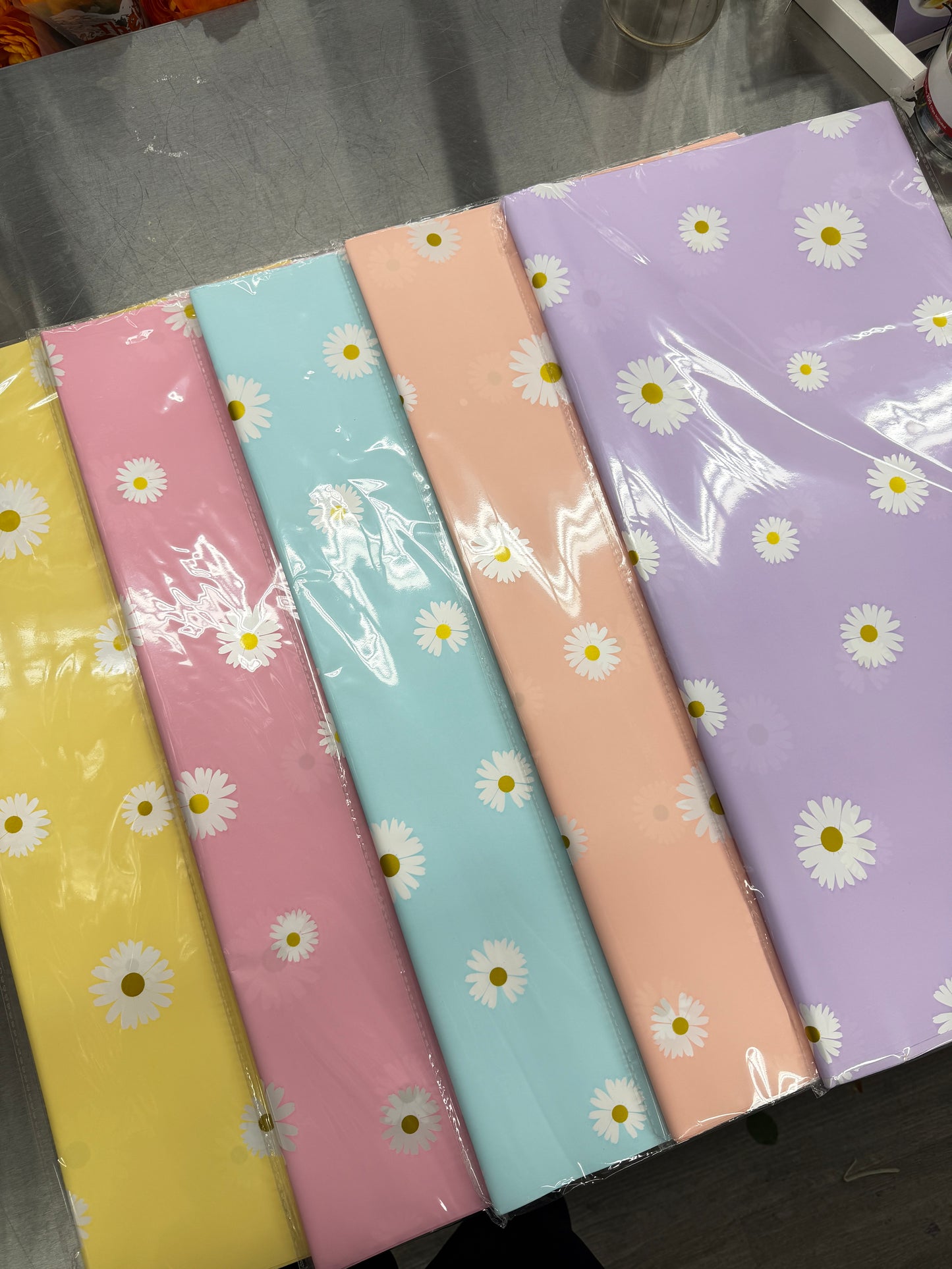 Korean Waterproof Daisy Flower Wrapping Paper – 20 Sheets